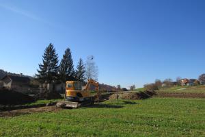 Gradnja pločnika Belo 1